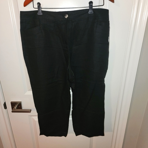 Linen Capris - Picture 1 of 4